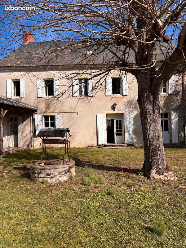 Maison 9 pièces 230 m² · à Blet · 230 m² · 139 000 €