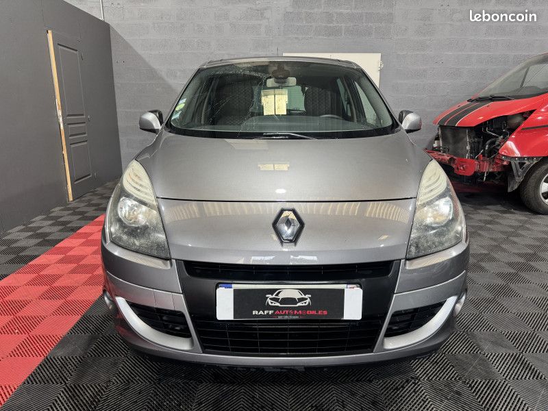 Renault SCENIC III 1.6 DCI 130CH ENERGY 15TH ECO² (image 2)