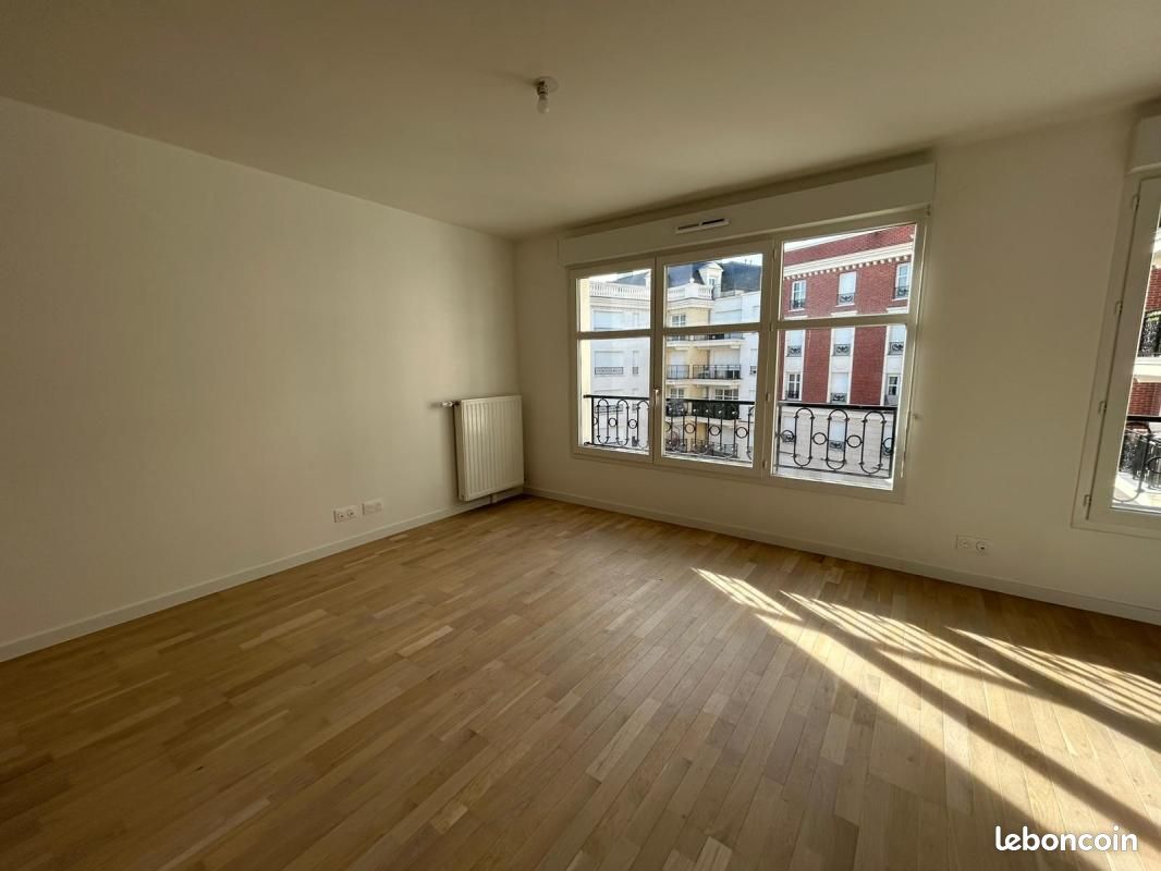 Appartement 1 pièce 29 m² · à Le Blanc-Mesnil · 29 m² · 863 €/mois