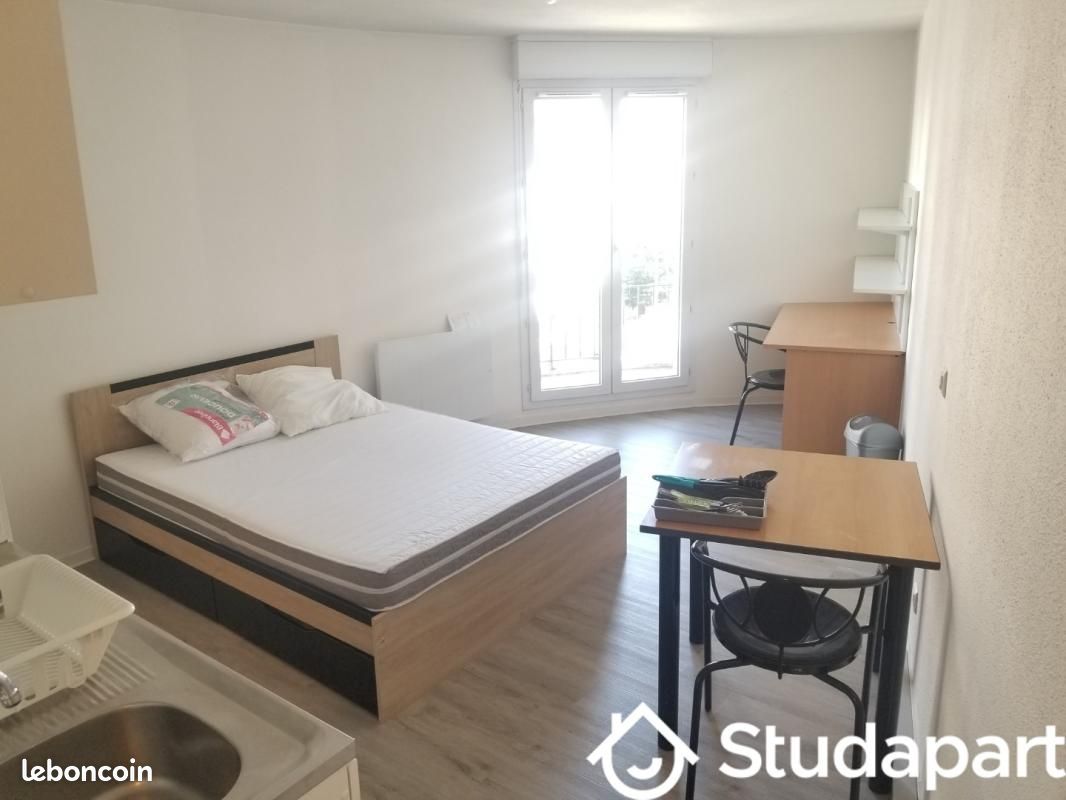 Appartement 1 pièce 24 m² · à Saint-Étienne · 24 m² · 430 €