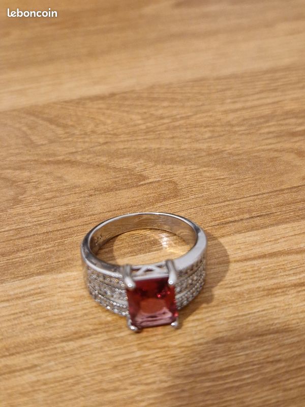Bague Vintage Argentée Avec Pierre Rose Naturelle - Taille 56, Femme, Fantaisie, état Impeccable