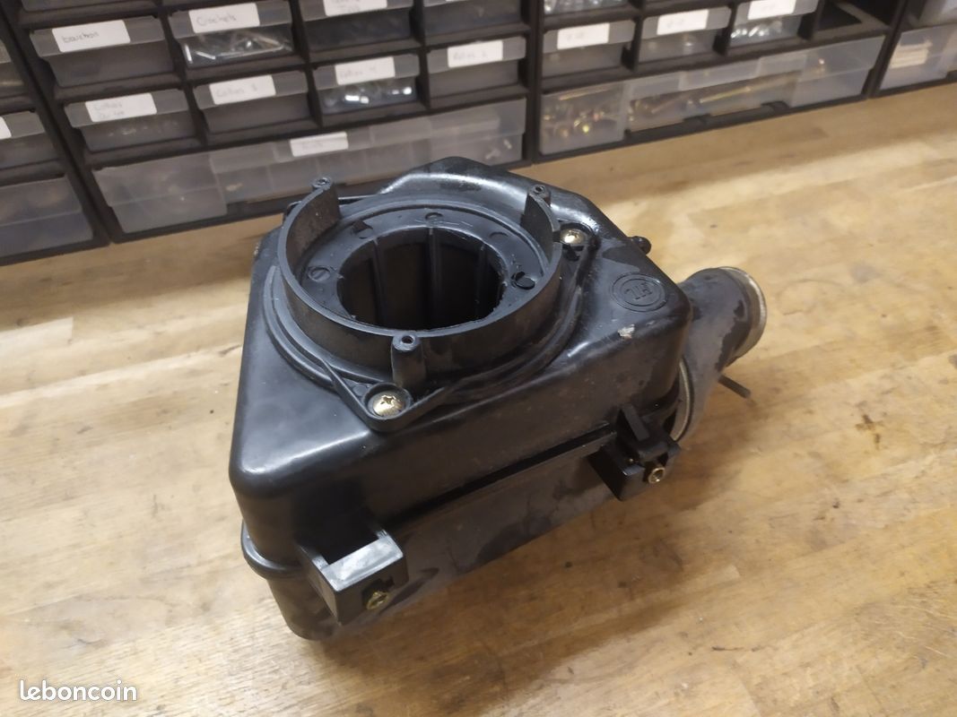Boîte à air complète bmw 323i e21 k-jetronic 1264210 1262600 Boîte à air complète bmw 323i e21 k-jetronic 1264210 1262600