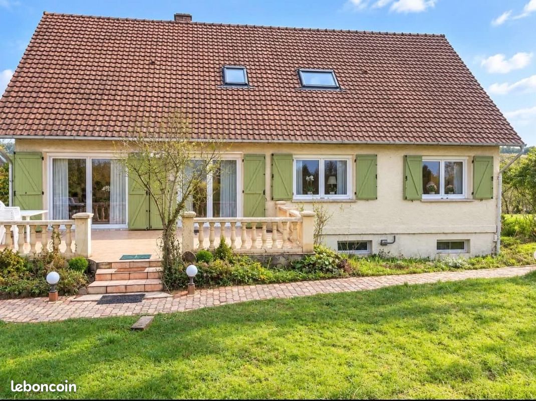 Maison 7 pièces 185 m² · à Mareil-sur-Mauldre · 185 m² · 570 000 €