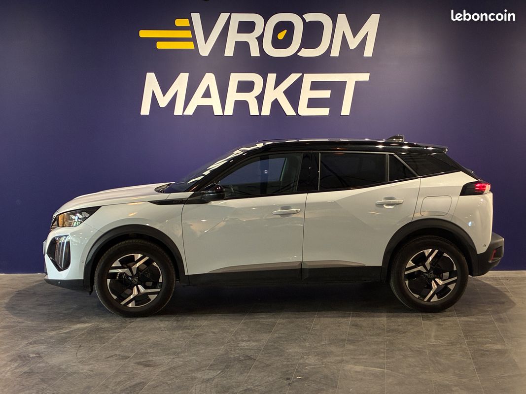 PEUGEOT 2008 1.2 Hybrid 136ch GT - 2024 - 13 500 km - CarPlay - Première main (image 4)