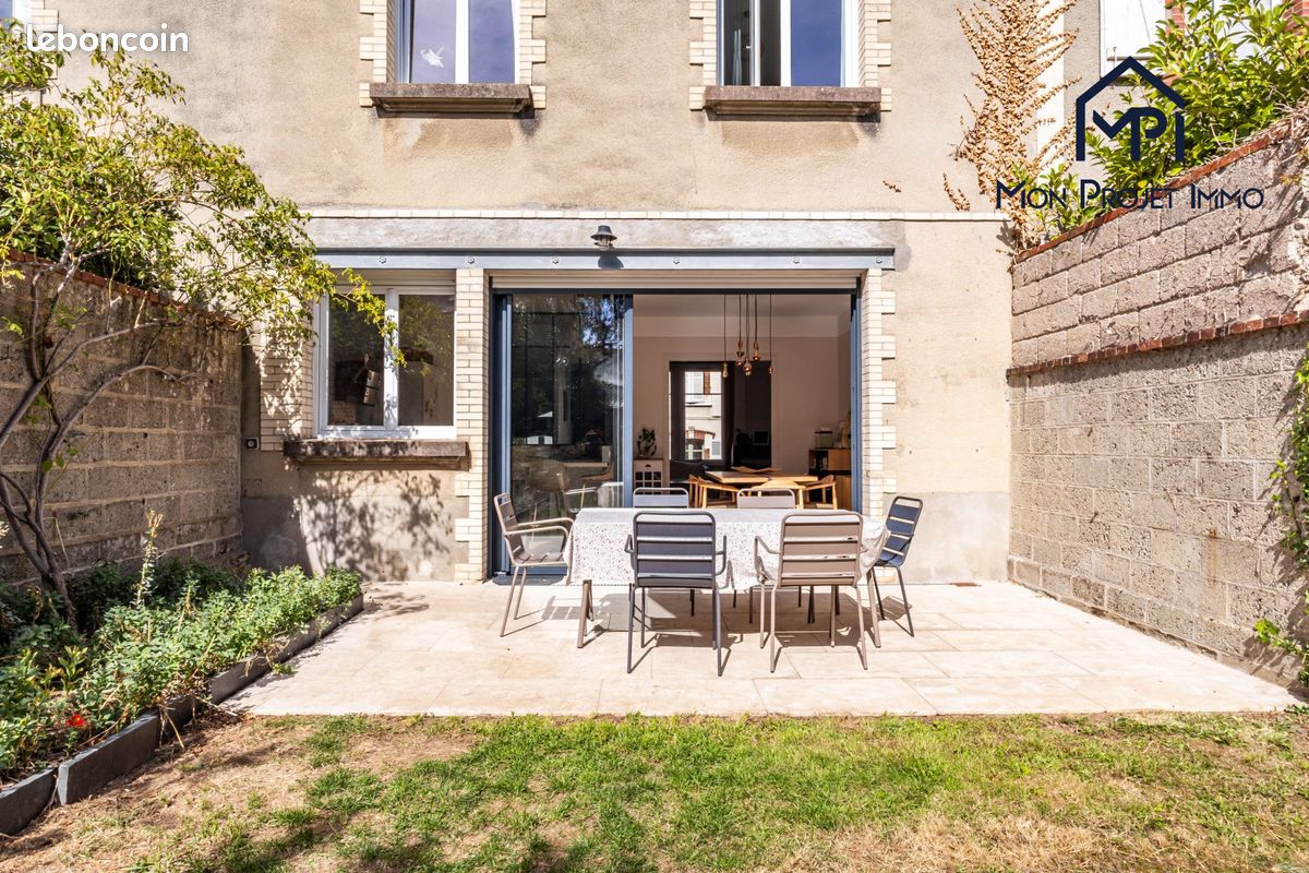 Maison 7 pièces 142 m² · à Laval · 142 m² · 493 500 €
