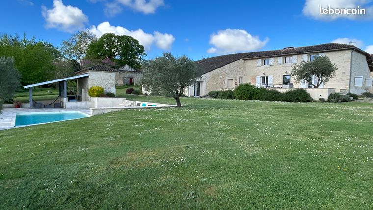 Maison 6 pièces 289 m²