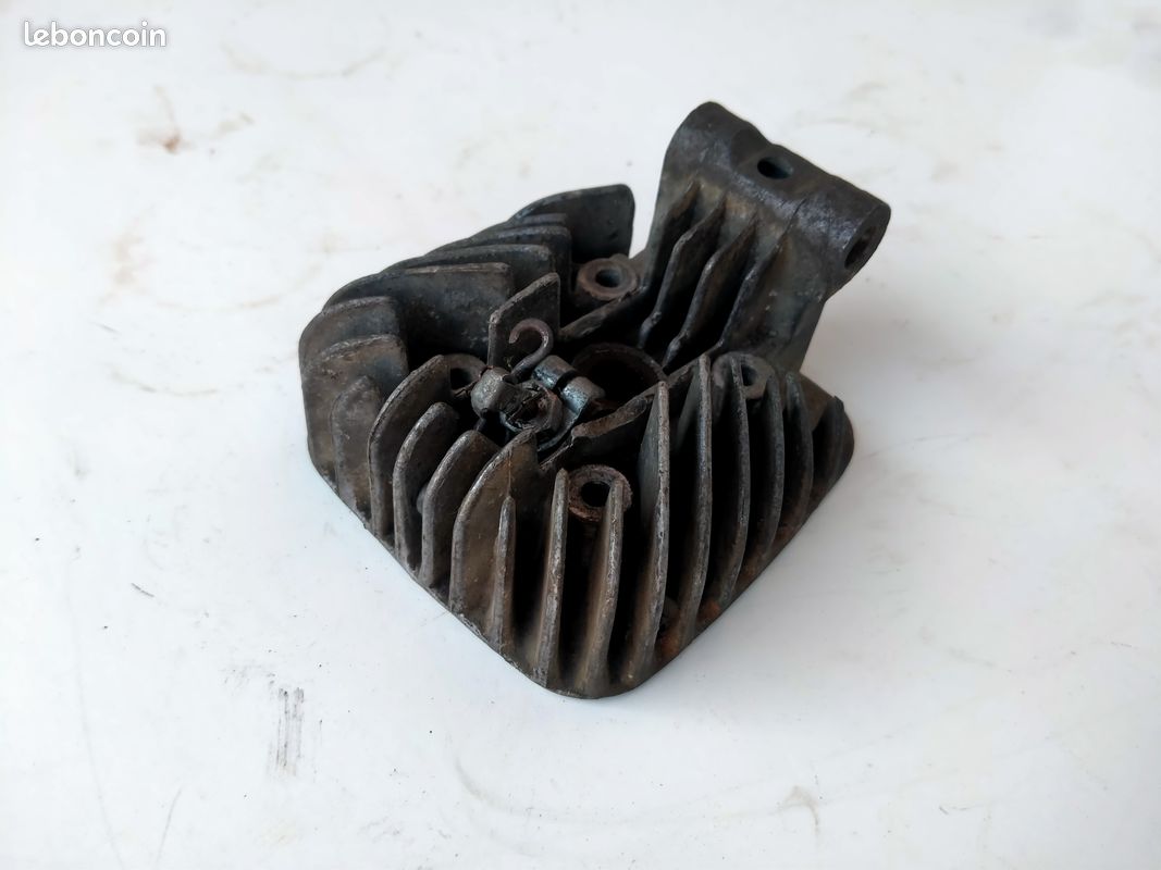 Culasse mobylette (image 1)