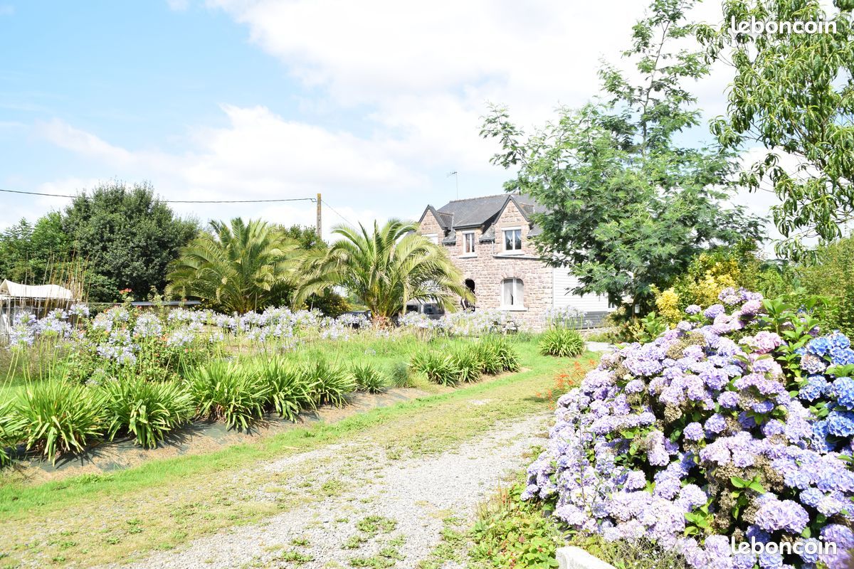 Maison 6 pièces 140 m² · à Gommenec'H · 140 m² · 259 000 €