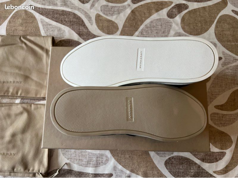Chaussures homme Burberry pointure 41 neuves et authentiques avec les étuis de protection (image 6)