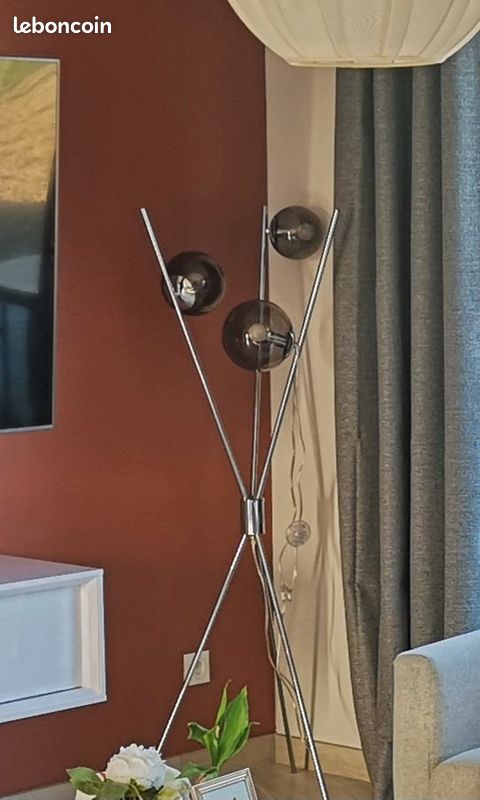 Lampadaire design (image 2)