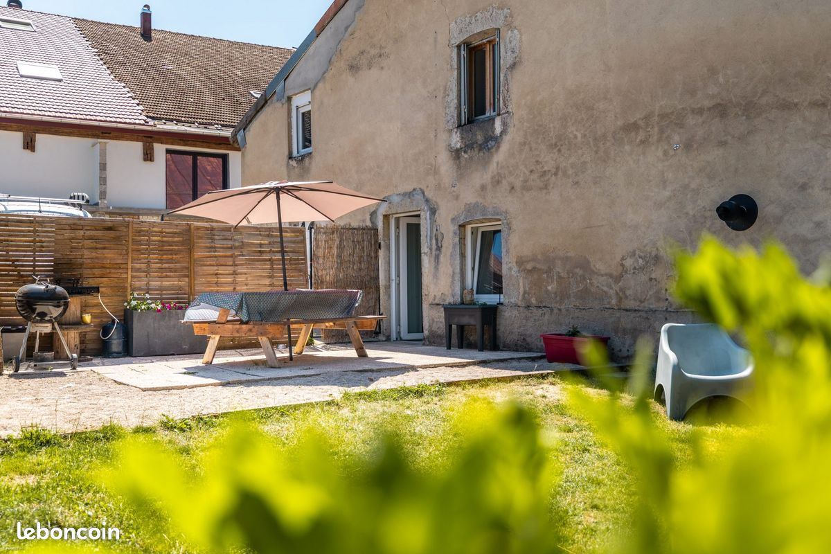 Maison 7 pièces 137 m² · à Bonnevaux · 137 m² · 290 000 €