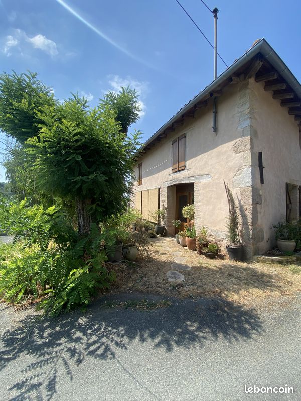 Maison 3 pièces 86 m² · à Puycelsi · 86 m² · 142 000 €