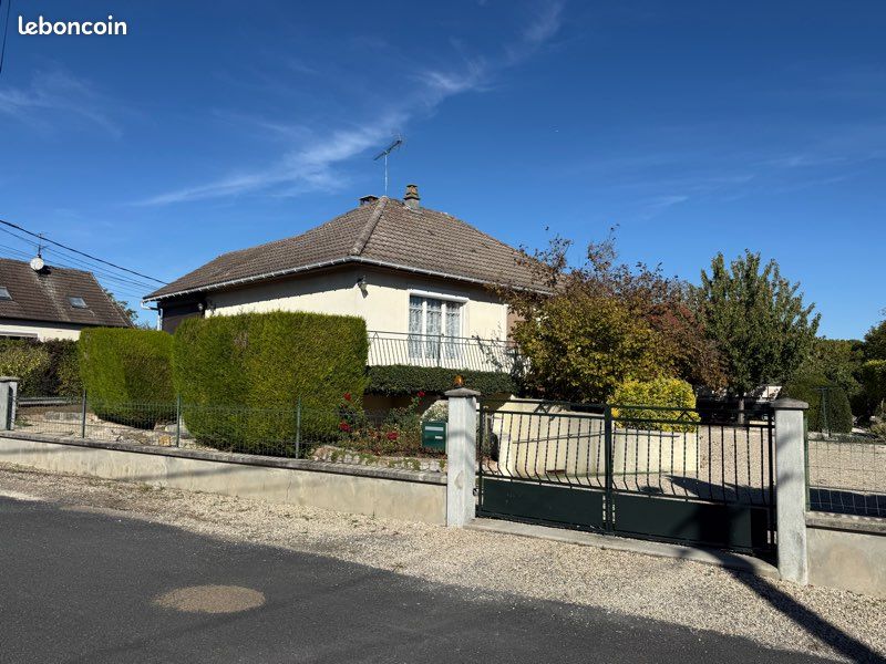 Maison 5 pièces 80 m² · à Saint-Mesmin · 80 m² · 135 000 €