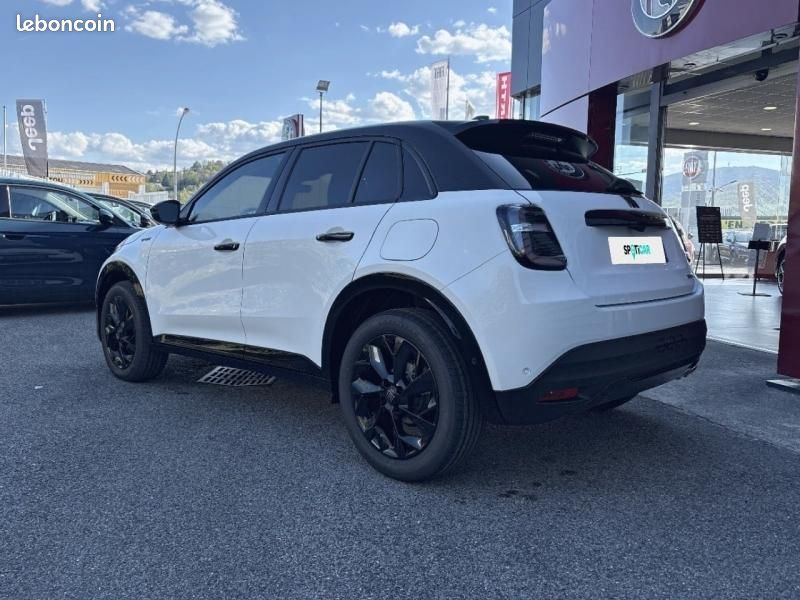 Fiat 600 1.2 Hybrid Turbo 145ch Sport eDCT6 (image 7)