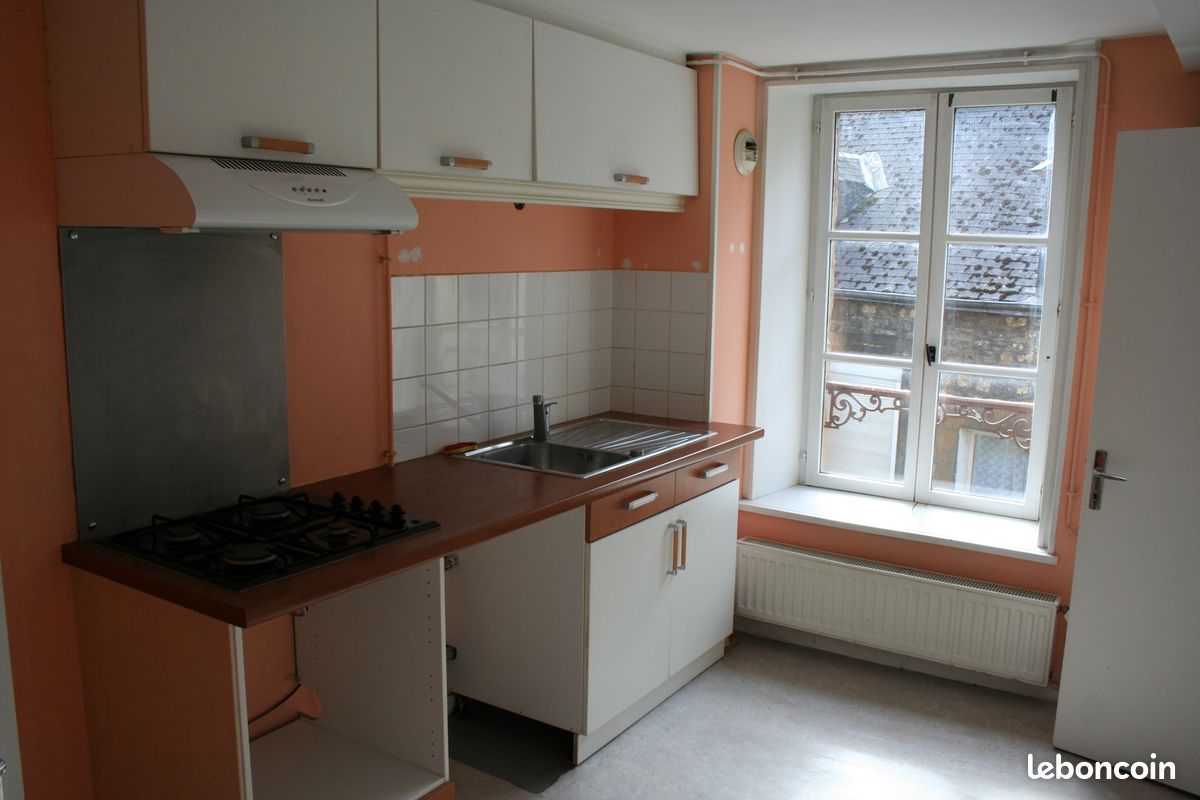 Appartement 5 pièces 100 m² · à Charleville-Mézières · 100 m² · 600 €/mois