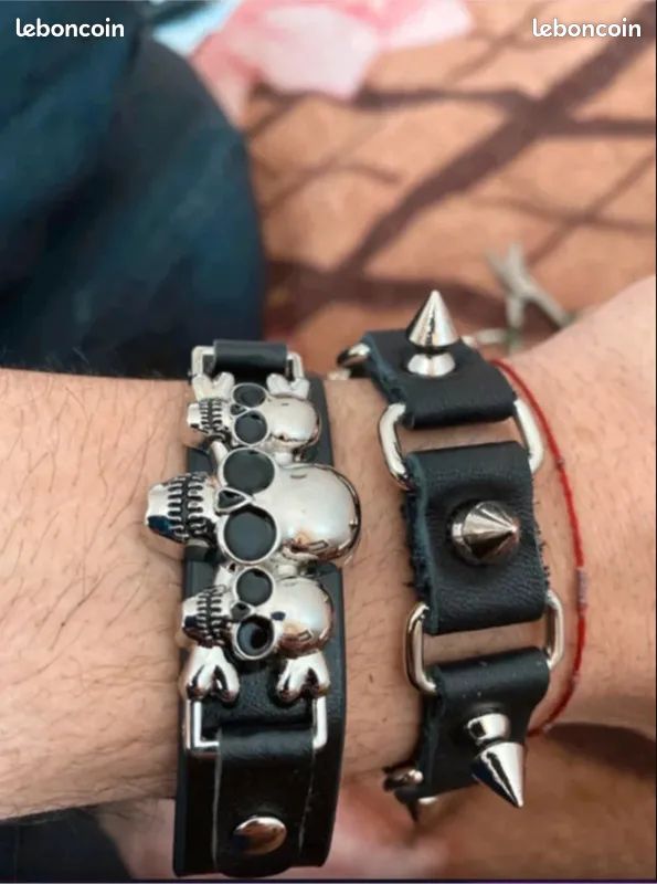 Deux bracelets skull et clous ronds (image 1)