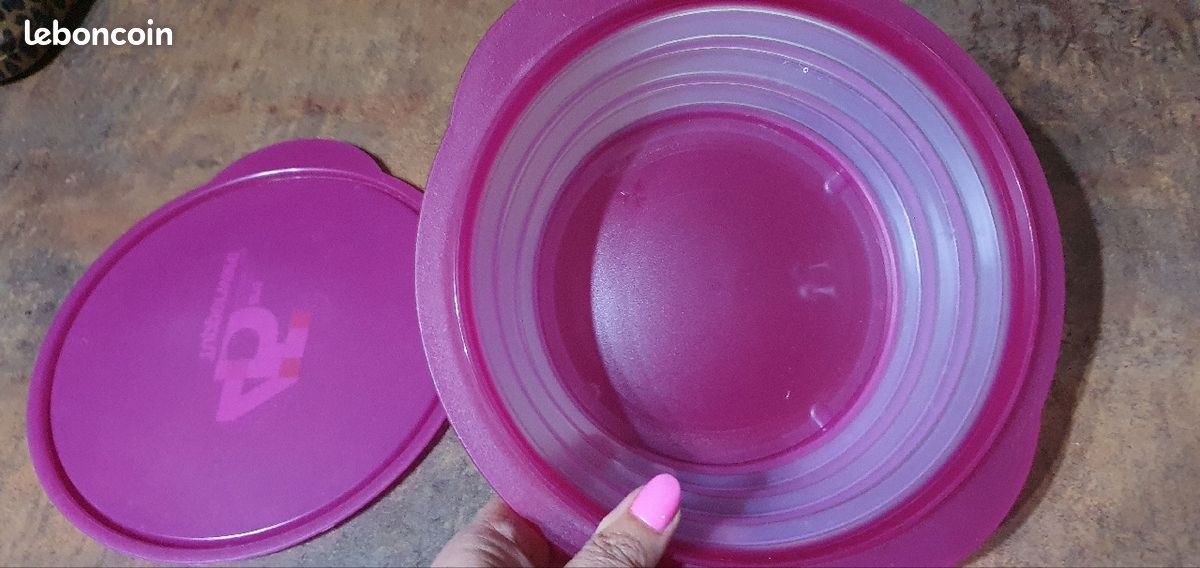 Boite tupperware pliable neuve rose (image 2)
