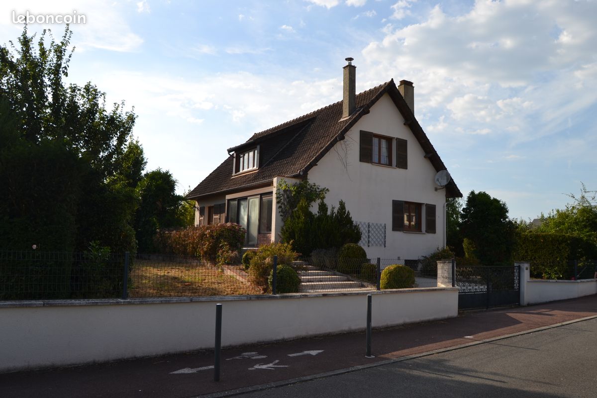 Maison 6 pièces 135 m² · à Saint-Martin-des-Entrées · 135 m² · 250 000 €