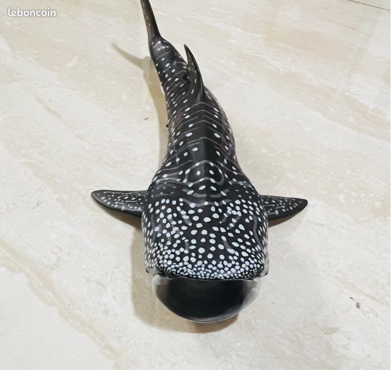 Figurine requin baleine 14 (image 2)