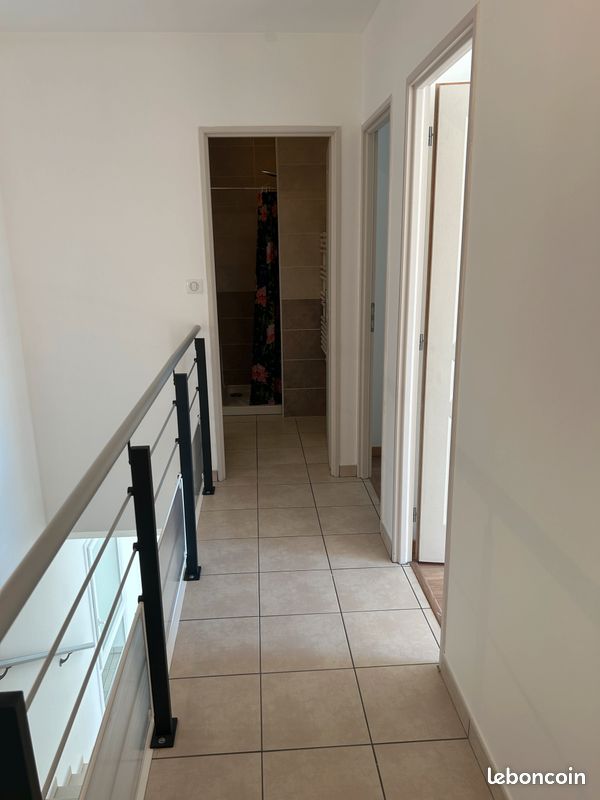 Appartement T3 75 m2 RT2012 (image 8)