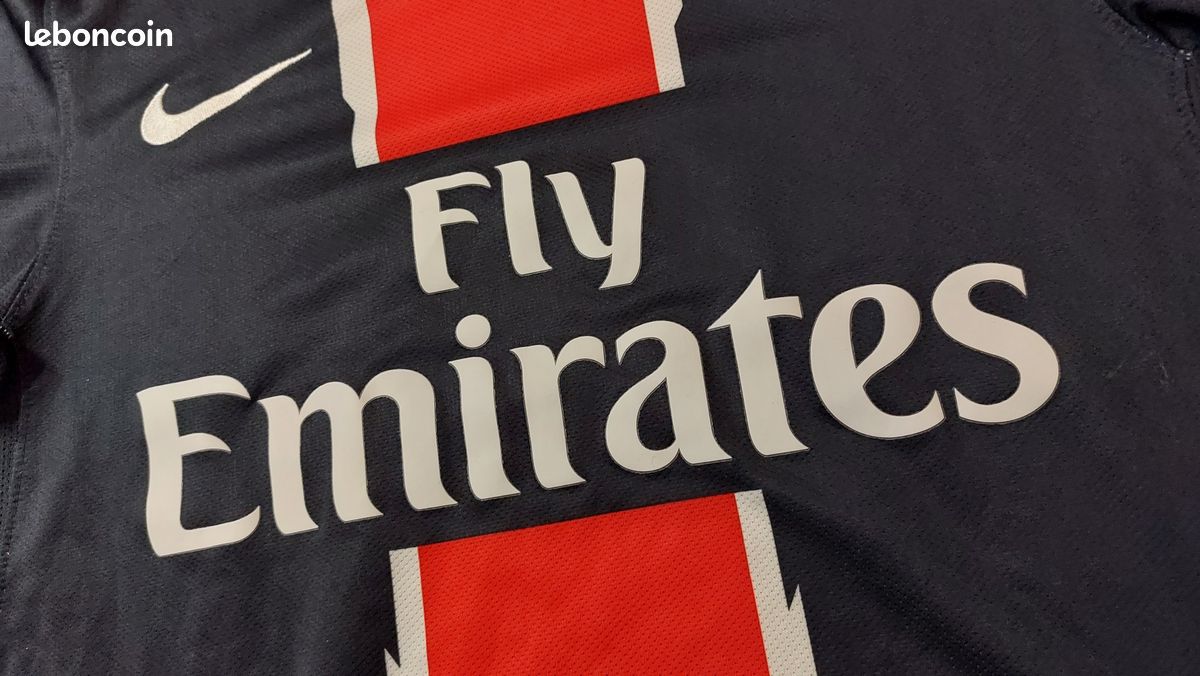 Quelques euros seulement pour ce maillot du PSG Champions d'Europe sur