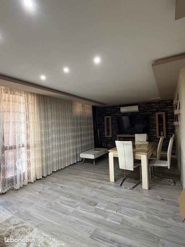 Appartement 5 pièces 89 m² · à Avignon · 89 m² · 65 000 €
