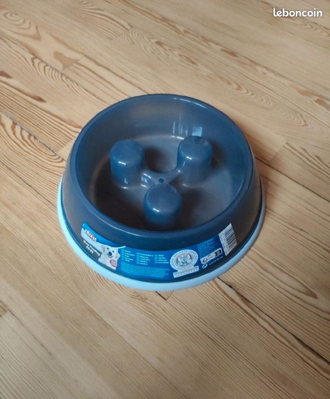Gamelle anti glouton pour chien et chat (image 1)