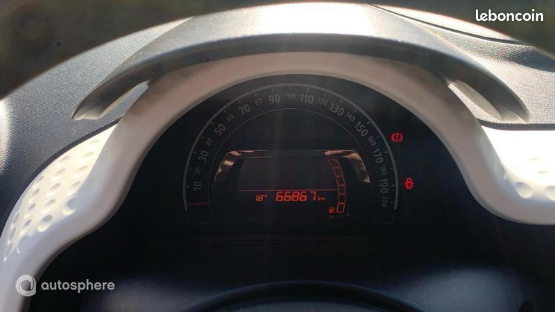 Renault Twingo 1.0 SCe 75ch Zen - 20 (image 10)
