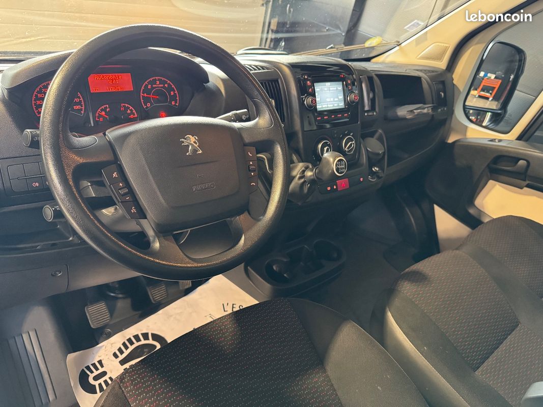 Peugeot BOXER PHASE III L2H2 2,0L HDI 130Ch PACK CLIM NAV 1ère MAIN TVA (image 4)