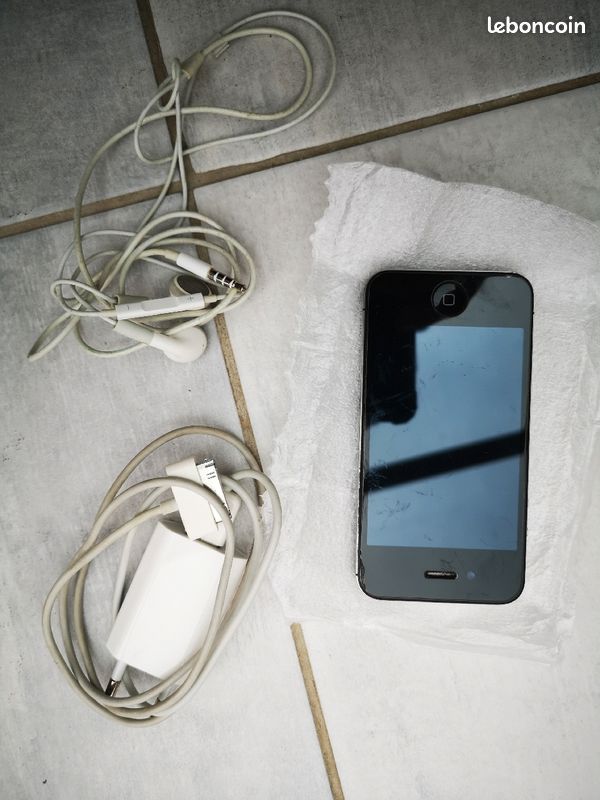 IPhone 4s (image 1)