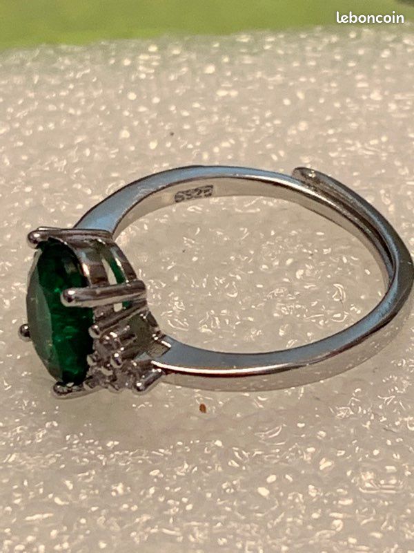 Bague en argent et émeraude ajustable (image 3)