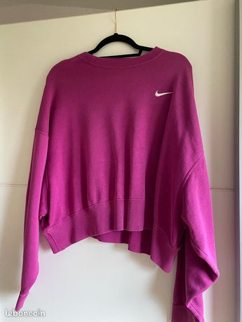 Sweat Nike Fushia Oversize Taille M/38 Vêtements