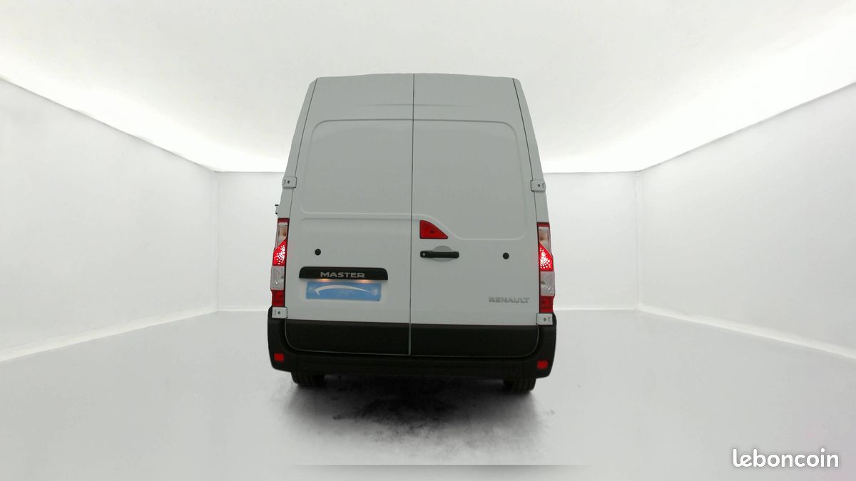 Renault trafic fgn l1h1 2800 kg blue dci 110 essentiel (image 4)
