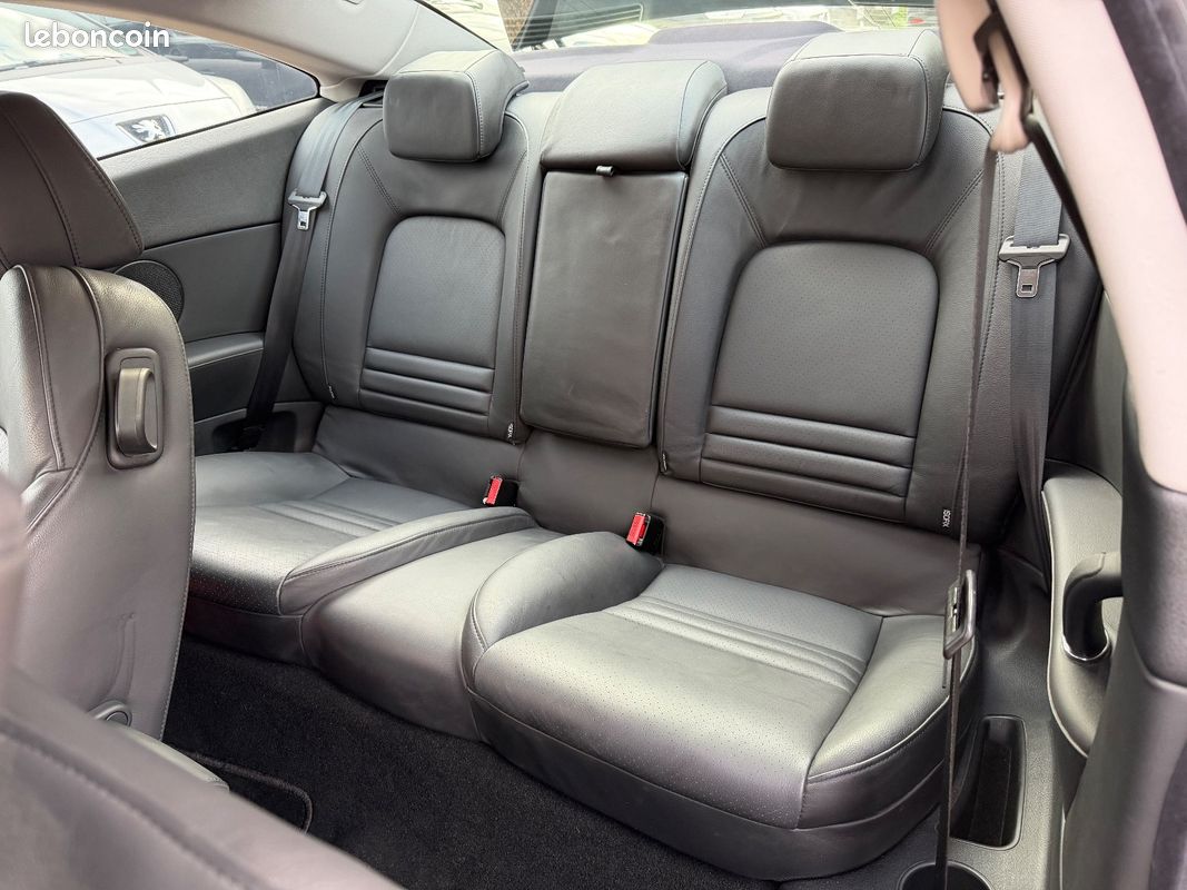 Peugeot 407 COUPE 3.0 V6 210 FÉLINE (image 8)