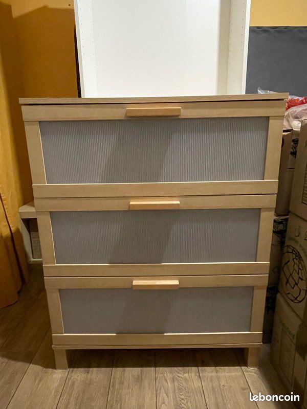 Commode IKEA (image 1)
