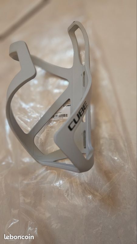 Porte bidon cube neuf (image 4)
