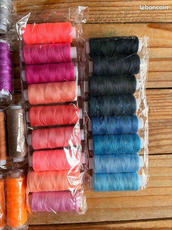 Lot couture – fils et accessoires – quasi neuf (image 3)