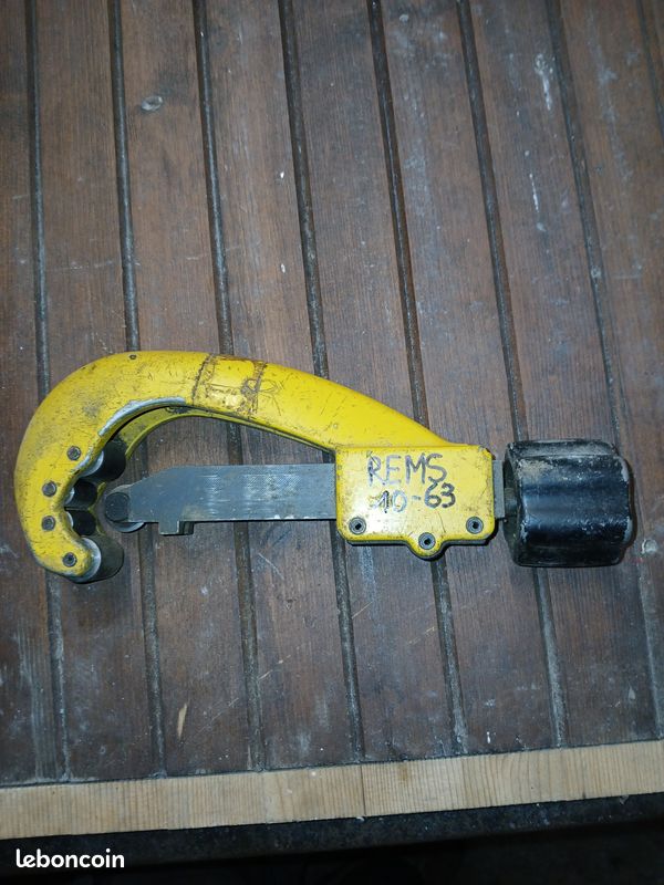 Coupe tube rems 10-63 (image 1)