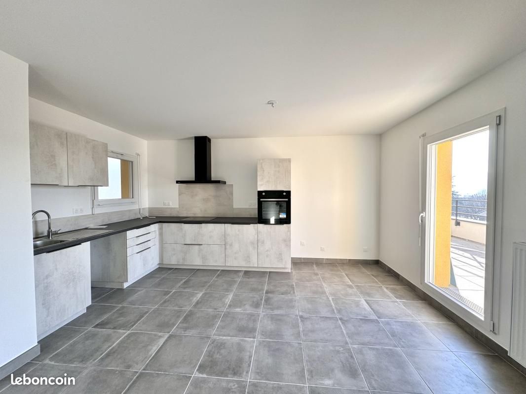 Appartement 4 pièces 77 m² · à Besançon · 77 m² · 995 €