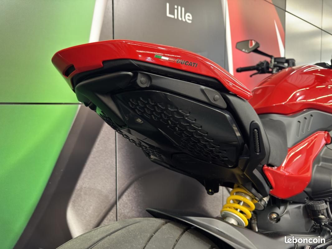 Ducati DIAVEL V4 1158 cm3 (image 4)