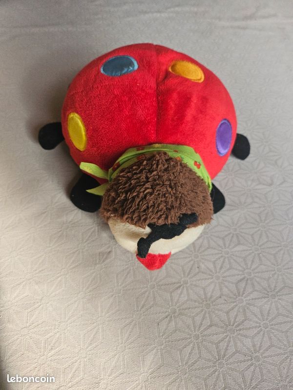 Peluche musicale coccinelle (image 1)
