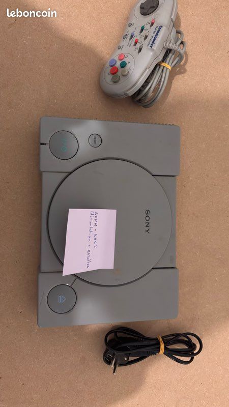 Console PS1 SCPH 5002 D'occasion Avec Manette - Sony PlayStation 1 Bon état