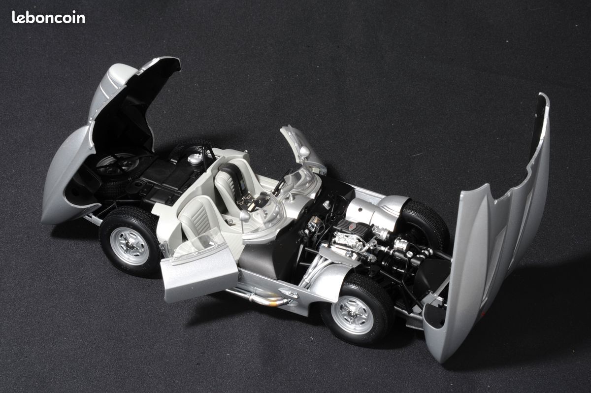 Miniature AUTOart 1/18 - Chevrolet Corvette Hard Top 1959 - Occasion (belle Boîte)
