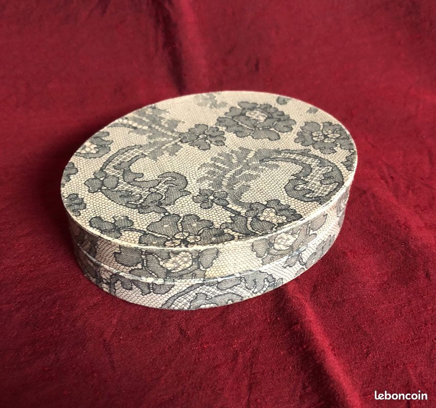 Poudrier ancien Marcel Rochas en argent (image 6)