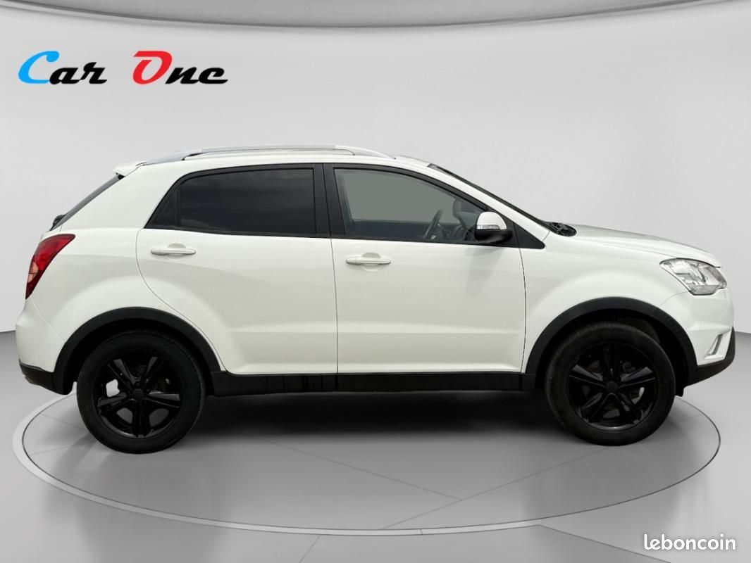 Ssangyong Korando 2.0 TD 175cv 200 e-XDI 2WD Luxe (image 5)
