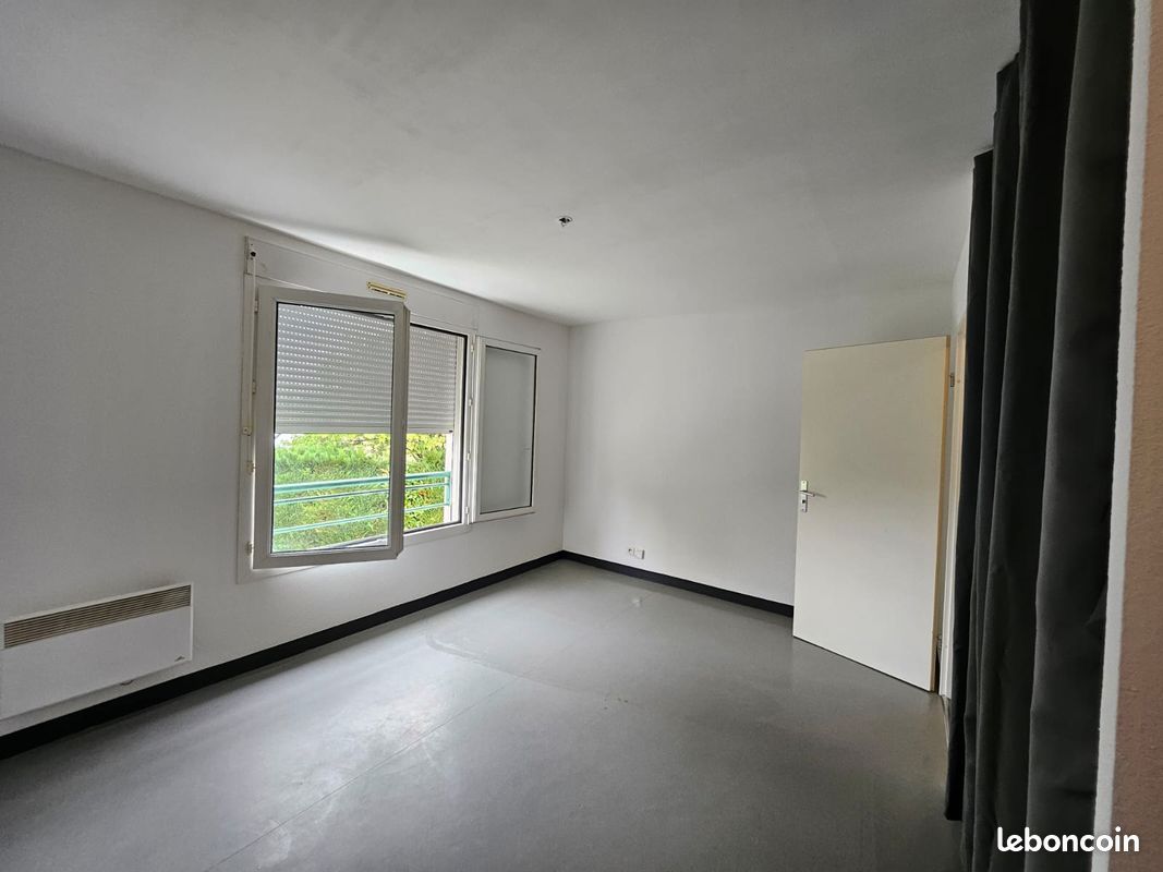 Appartement 1 pièce 22 m² · à Poitiers · 22 m² · 365 €
