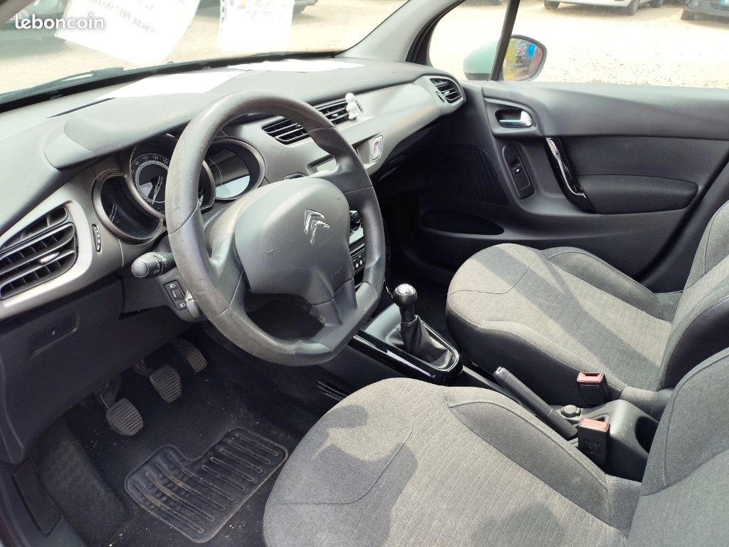 C3 1l 68 cv CONFORT (image 3)