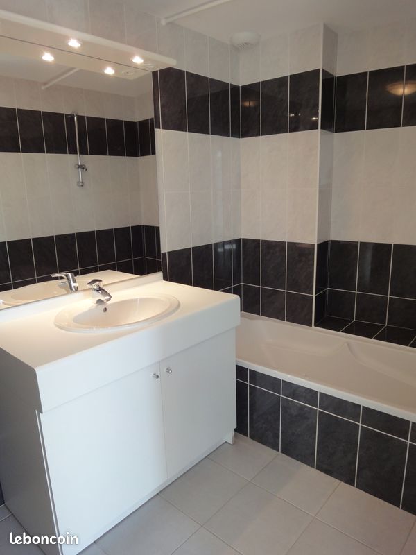 Appartement a louer challans - 2 pièce(s) - 40 m2 - Surfyn