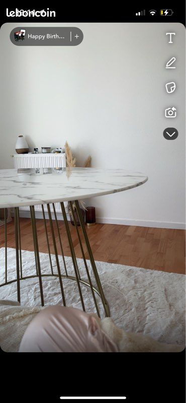 Table à manger ronde en marbre (image 2)