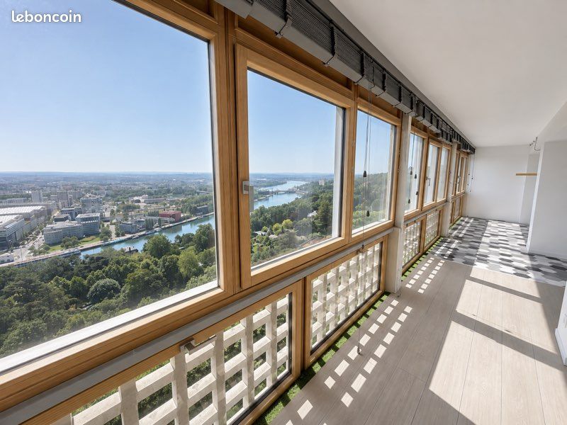 Appartement 4 pièces 119 m² · à Sainte-Foy-lès-Lyon · 119 m² · 1 750 €